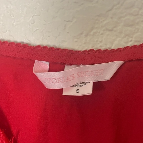 Victoria’s Secret | Red silky lace trim short lingerie size small - Picture 5 of 8